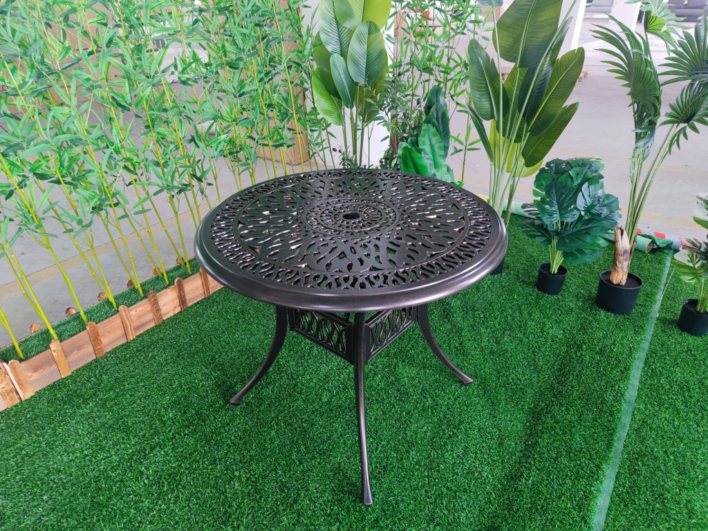 cast aluminum round table 1